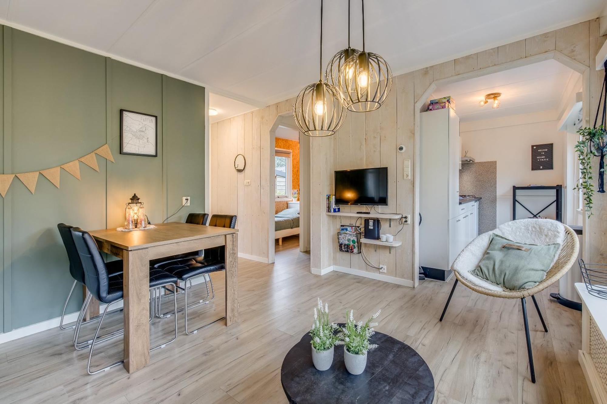 Chalet 'T Veluws Stulpje "Geniet, Ontspan En Droom Even Lekker Weg!" Putten Eksteriør billede